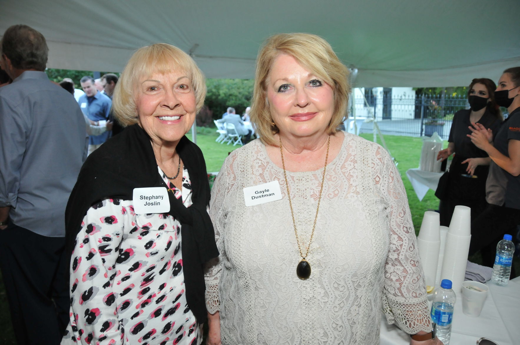 Stephany Joslin, Gayle Dustman
